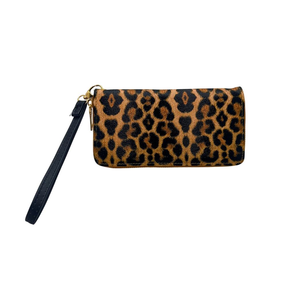 Chic Leopard Print Zip-Around Wallet Wristlet - Faux Leather